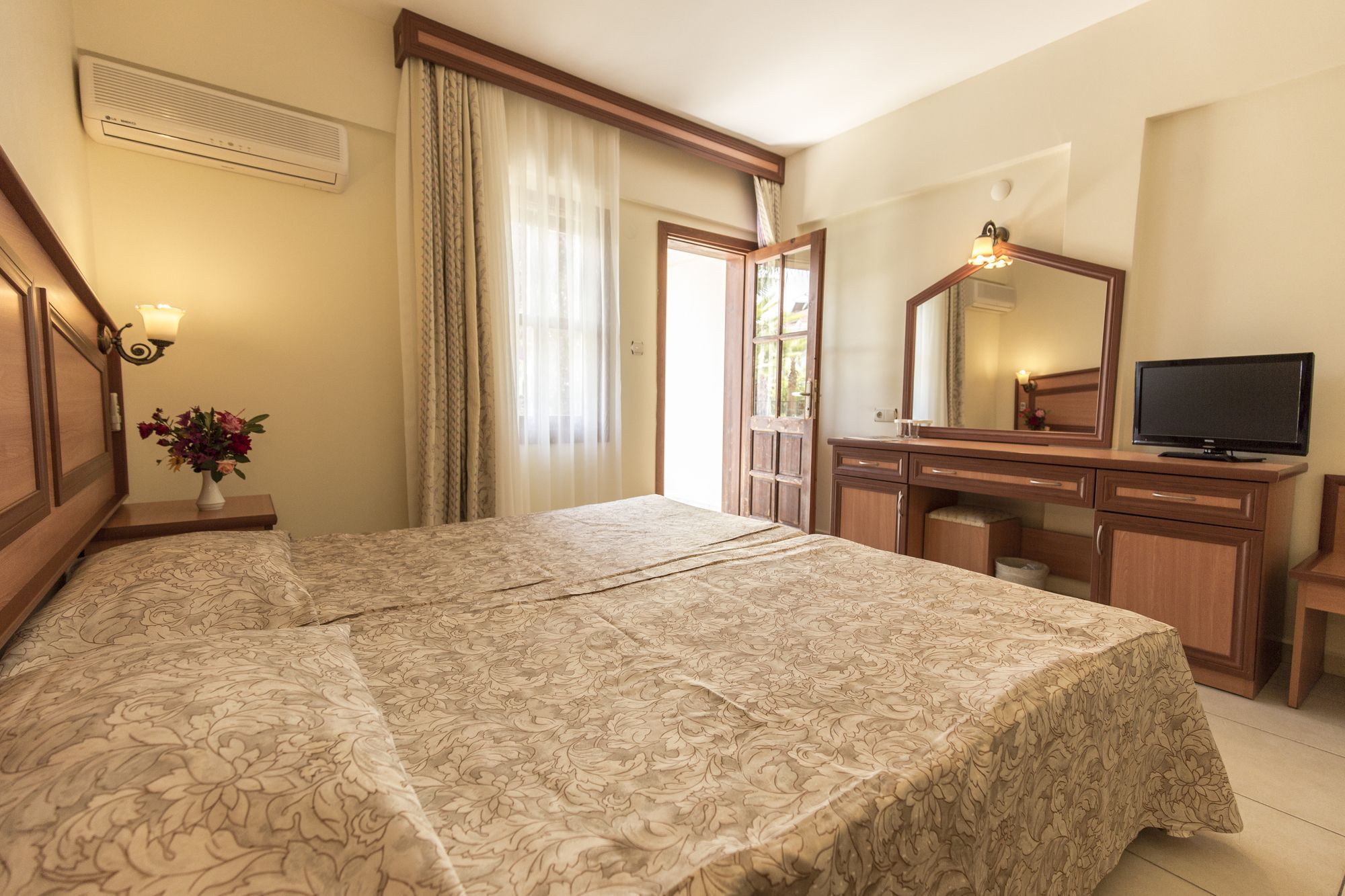 Katranci Park Hotel Fethiye Bagian luar foto